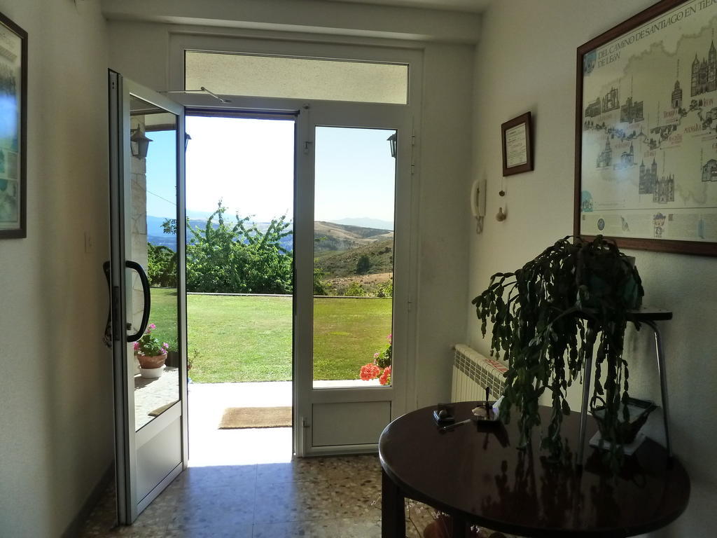 Pension Riego De Ambros Esterno foto